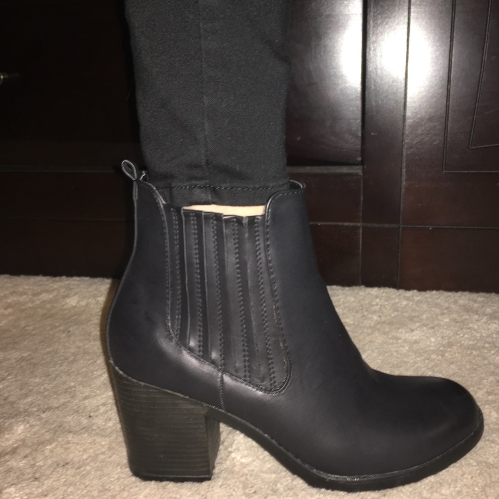Black Ankle Heeled Boot